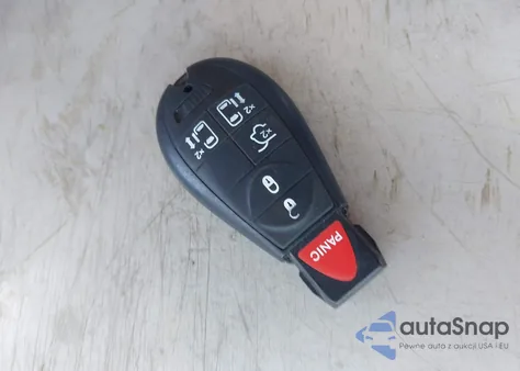 2013 Chrysler Town & Country Touring from USA, damaged, VIN 2C4RC1BG7DR556381